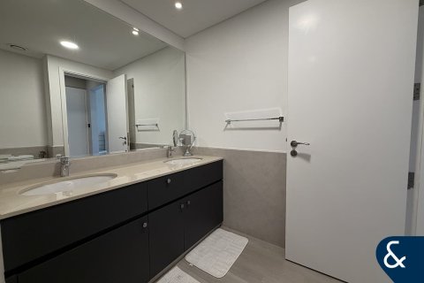 Appartement à Zahra Apartments, Town Square, Dubai, 3 chambres, 124 m², № 98478 - photo 11