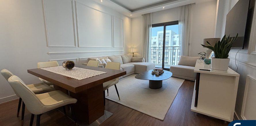 Appartement à Zahra Apartments, Town Square, Dubai, 3 chambres, 124 m², № 98478