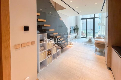 Дуплекс в Джумейра Вилладж Серкл, Дубай, 1 спальня, 75м², № 45207