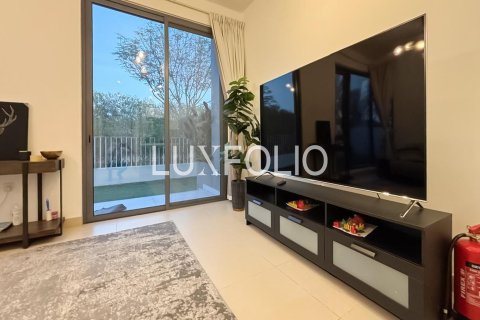 Снять в аренду таунхаус в Maple at Dubai Hills Estate, Дубай Хилс Эстейт, Дубай: 4 спальни, 326м², № 46291 - фото 7
