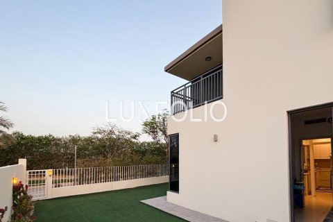 Снять в аренду таунхаус в Maple at Dubai Hills Estate, Дубай Хилс Эстейт, Дубай: 4 спальни, 326м², № 46291 - фото 17