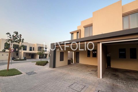 Снять в аренду таунхаус в Maple at Dubai Hills Estate, Дубай Хилс Эстейт, Дубай: 4 спальни, 326м², № 46291 - фото 14