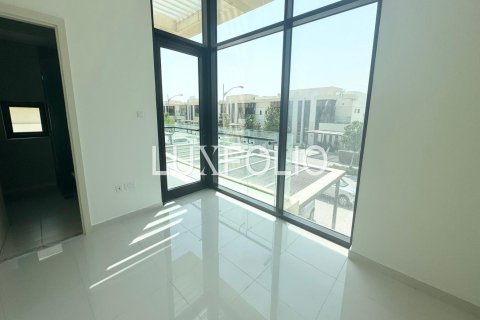 Villa en DAMAC Hills (Akoya by DAMAC), Dubai, 3 dormitorios, 253 m², № 46276 - foto 13