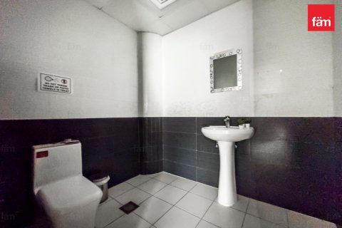 Снять в аренду офис в Бизнес-Бэе, Дубай: 89.1м², № 134797 - фото 5
