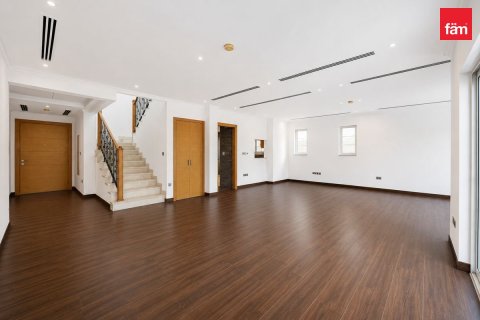 فيلا في Jumeirah Park, دبي 4 غرف نوم, 524.9 م² رقم 134811 - صورة 2