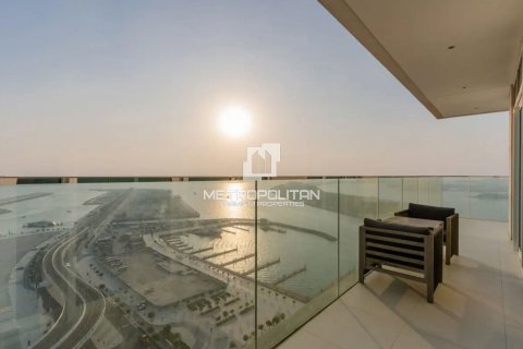 Appartement à EMAAR Beachfront, Dubai Harbour, Dubai, 2 chambres, 119 m², № 72751