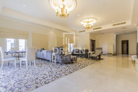 Вилла в The Villa, Дубай, 5 спален, 658.5м², № 136999
