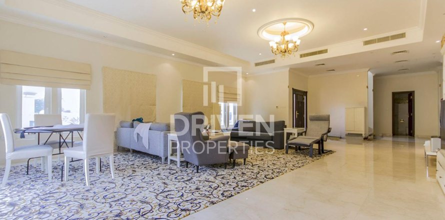 Вилла в The Villa, Дубай, 5 спален, 658.5м², № 136999