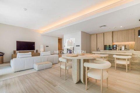 Apartment in Bluewaters Residences, Bluewaters, Dubai 2 bedrooms, 136 sq.m. № 72832