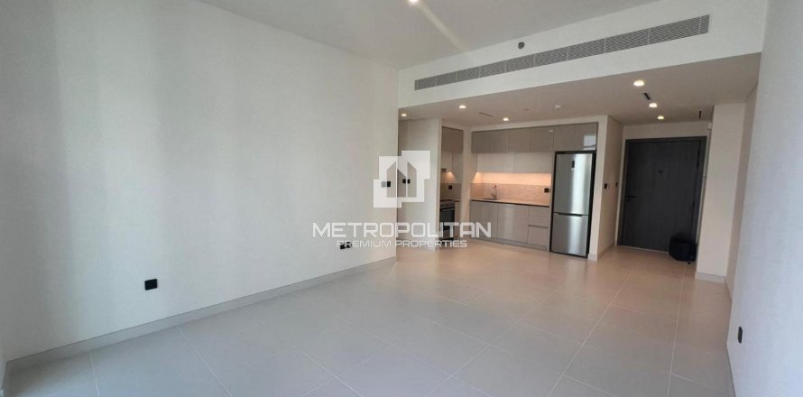 Apartment in EMAAR Beachfront, Dubai Harbour, Dubai 1 bedroom, 69 sq.m. № 72822