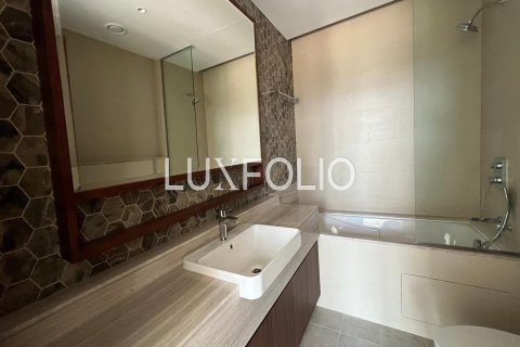 Apartment in Downtown Dubai (Downtown Burj Dubai), Dubai 1 bedroom, 95 sq.m. № 45344 - photo 6