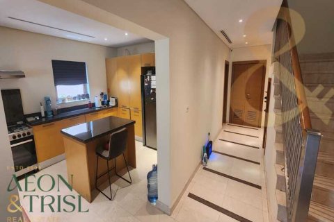 Townhouse in North Village, Al Furjan, Dubai 3 bedrooms, 224 sq.m. № 60676 - photo 5