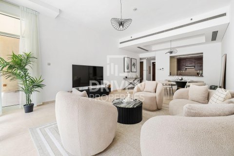 Apartment in Bay Square, Business Bay, Dubai 1 bedroom, 144.56 sq.m. № 142733