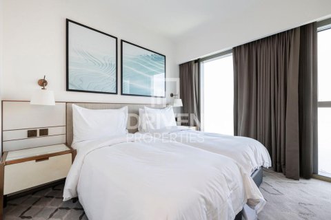 Снять в аренду квартиру в Address Harbour Point, Dubai Creek Harbour (The Lagoons), Дубай: 2 спальни, 102.47м², № 136918 - фото 7