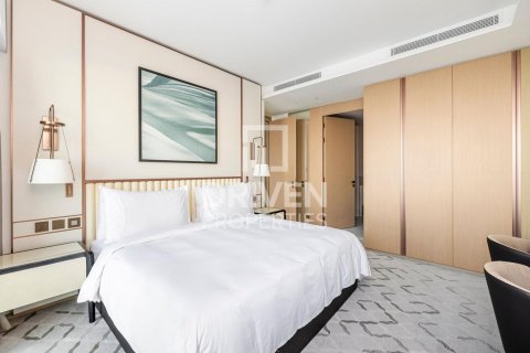 Снять в аренду квартиру в Address Harbour Point, Dubai Creek Harbour (The Lagoons), Дубай: 2 спальни, 102.47м², № 136918 - фото 5
