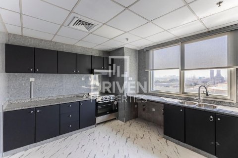 Appartement à KG Tower, Dubai Marina, Dubai, 3 chambres, 285.77 m², № 136667 - photo 12