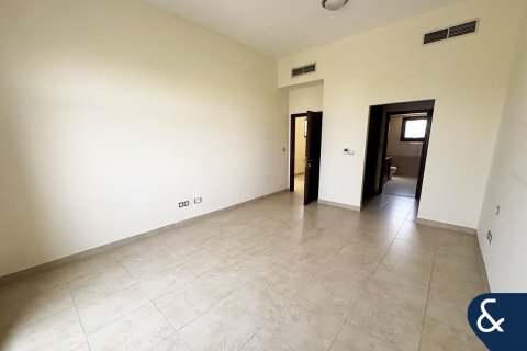 Adosado en Mudon, Dubai, 4 dormitorios, 354 m², № 75170 - foto 8