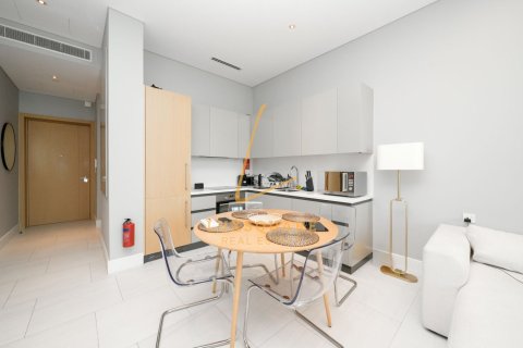 Appartement à SLS Dubai Hotel & Residences, Business Bay, Dubai, 1 chambre, 99 m², № 135117 - photo 26