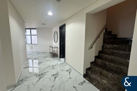 Apartment in DIFC, Dubai 3 bedrooms, 268 sq.m. № 74796 - photo 5