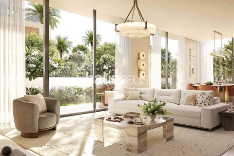 Villa in Dubai Investment Park, Dubai 4 bedrooms, 353 sq.m. № 44404 - photo 2