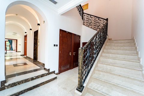 Villa à Dubai, 5 chambres, 640 m², № 137880 - photo 6