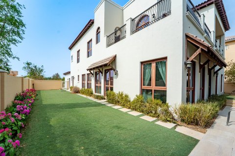 Villa à Dubai, 5 chambres, 640 m², № 137880 - photo 3