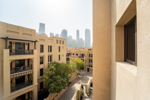 Apartment in Downtown Dubai (Downtown Burj Dubai), Dubai 3 bedrooms, 176 sq.m. № 137865 - photo 23