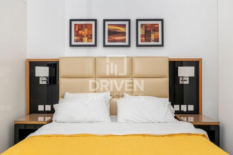 Снять в аренду квартиру в Capital Bay, Бизнес-Бэй, Дубай: 2 спальни, 114.18м², № 129780 - фото 7