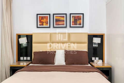 Снять в аренду квартиру в Capital Bay, Бизнес-Бэй, Дубай: 2 спальни, 114.18м², № 129780 - фото 9