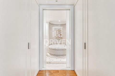 شقة في Palazzo Versace, Culture Village, دبي 4 غرف نوم, 438.04 م² رقم 142644 - صورة 8
