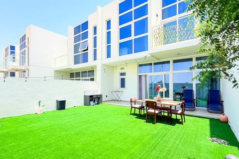 Maison de ville à Dubai, 4 chambres, 222.2 m², № 136506