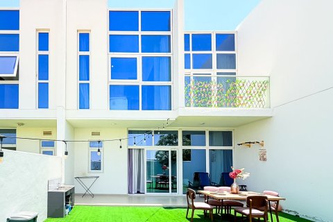 Maison de ville à Dubai, 4 chambres, 222.2 m², № 136506 - photo 2