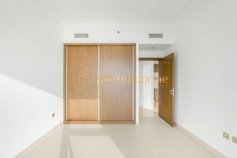 Apartment in EMAAR Beachfront, Dubai Harbour, Dubai 1 bedroom, 68 sq.m. № 73177 - photo 16