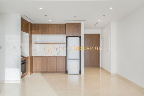 Apartment in EMAAR Beachfront, Dubai Harbour, Dubai 1 bedroom, 68 sq.m. № 73177 - photo 6