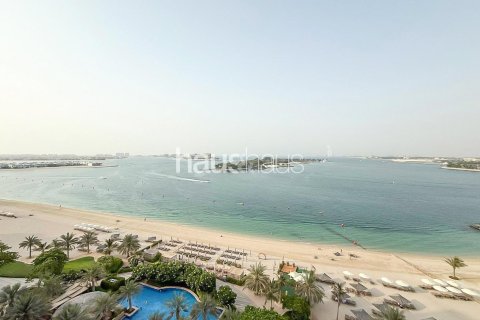 Apartment in Shoreline Apartments, Palm Jumeirah, Dubai 2 bedrooms, 144 sq.m. № 43629 - photo 2