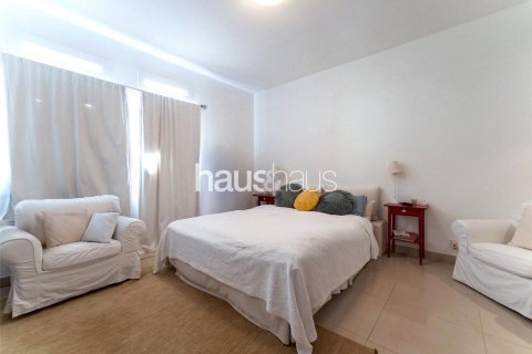 Villa in The Springs, Dubai 4 bedrooms, 381 sq.m. № 44716 - photo 24