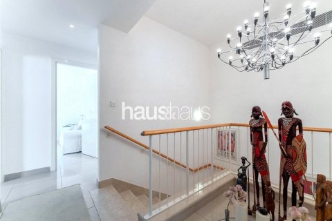 Villa in The Springs, Dubai 4 bedrooms, 381 sq.m. № 44716 - photo 20