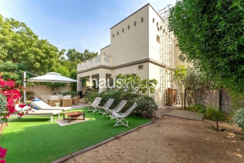 Villa in The Springs, Dubai 4 bedrooms, 381 sq.m. № 44716 - photo 2