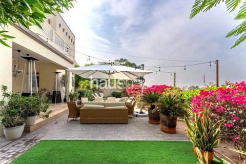 Villa in The Springs, Dubai 4 bedrooms, 381 sq.m. № 44716 - photo 19