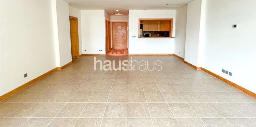 Apartment in Shoreline Apartments, Palm Jumeirah, Dubai 1 bedroom, 106 sq.m. № 44531