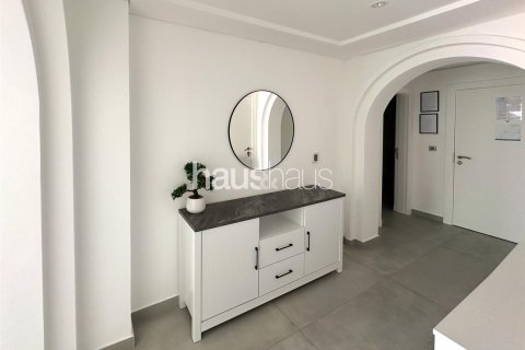 Apartment in Shoreline Apartments, Palm Jumeirah, Dubai 2 bedrooms, 146 sq.m. № 44532 - photo 8