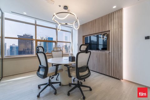 Oficina en Dubai, 193.9 m², № 114802 - foto 7