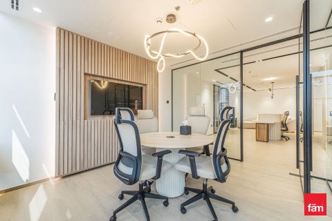 Oficina en Dubai, 193.9 m², № 114802 - foto 9