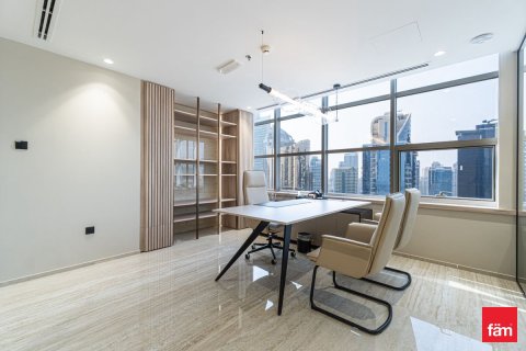 Oficina en Dubai, 193.9 m², № 114802 - foto 11