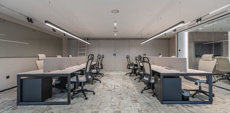 Oficina en Dubai, 193.9 m², № 114802