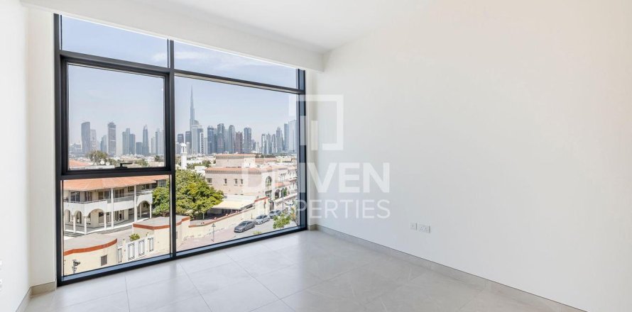 Квартира в Аль-Васле, Дубай, 2 спальни, 125.42м², № 128373