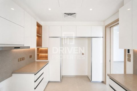 Villa en Jebel Ali, Dubai, 4 dormitorios, 688.88 m², № 128015 - foto 17