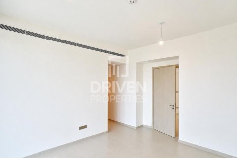 Villa en Jebel Ali, Dubai, 4 dormitorios, 688.88 m², № 128015 - foto 4