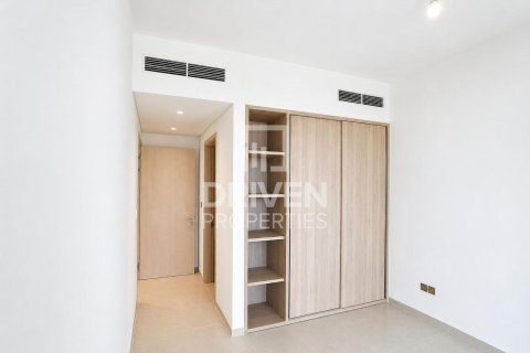 Villa en Jebel Ali, Dubai, 4 dormitorios, 688.88 m², № 128015 - foto 12