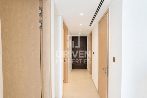 Villa en Jebel Ali, Dubai, 4 dormitorios, 688.88 m², № 128015 - foto 18